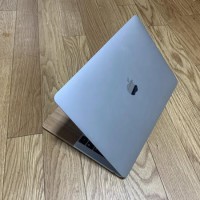 PASS MACBOOK AIR 2018