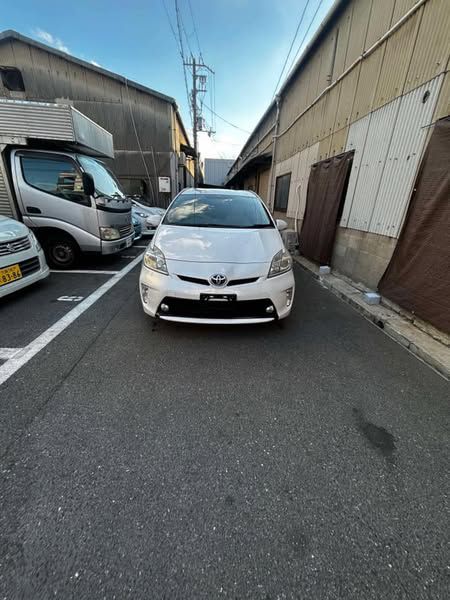 TOYOTA PRIRUS 2012 BẢN S