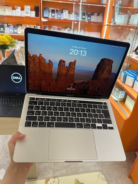 PASS MACBOOK PRO 2020